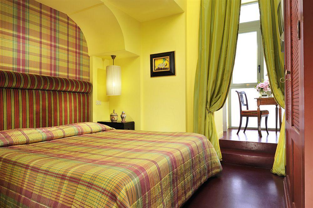 Casa Heberart Guest House Sistina Rome Exterior photo