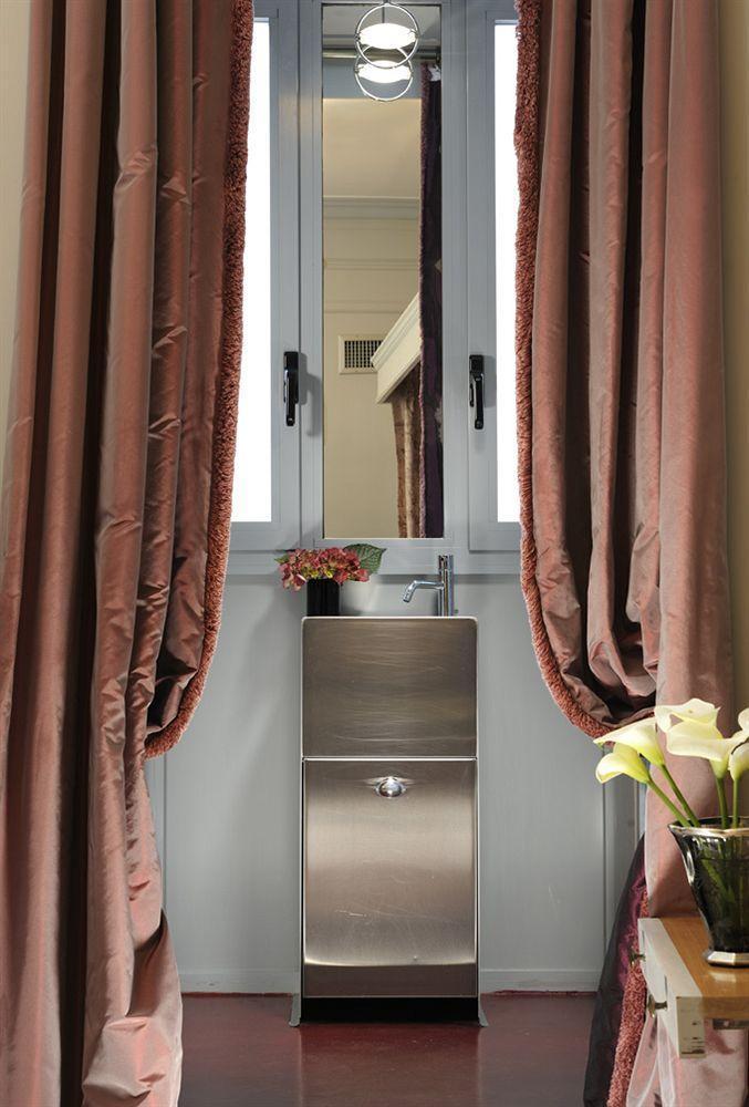 Casa Heberart Guest House Sistina Rome Exterior photo