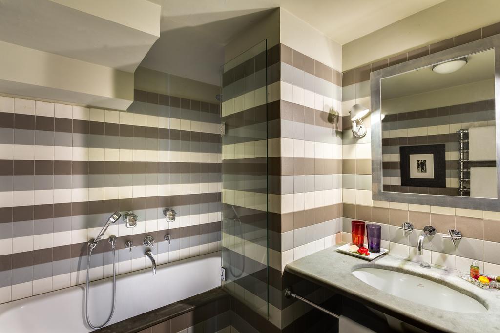 Casa Heberart Guest House Sistina Rome Exterior photo