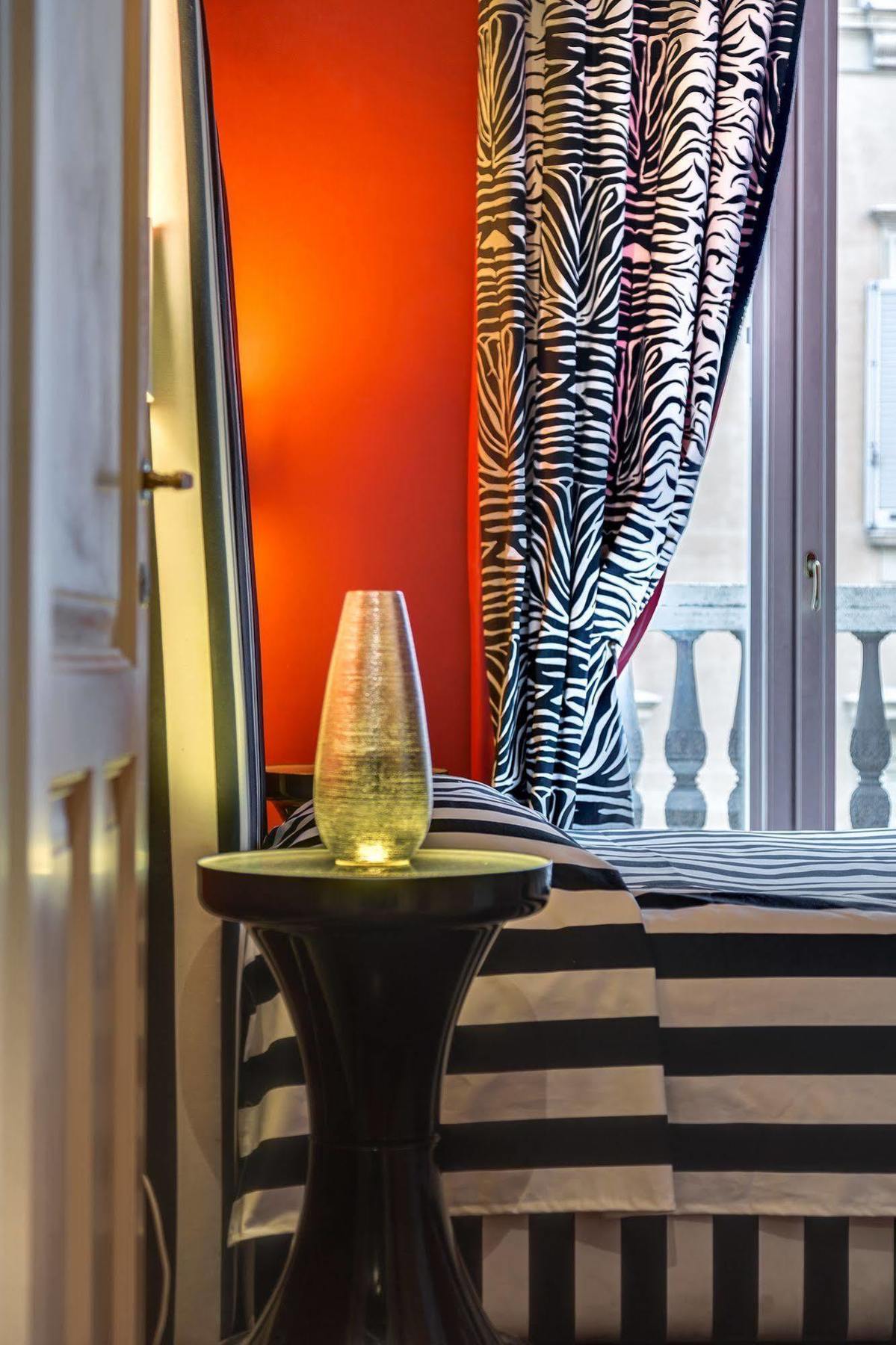 Casa Heberart Guest House Sistina Rome Exterior photo